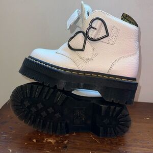 Dr.Martens Devon Heart Leather Platform Boots